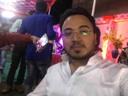 Profile Picture from Linkedin